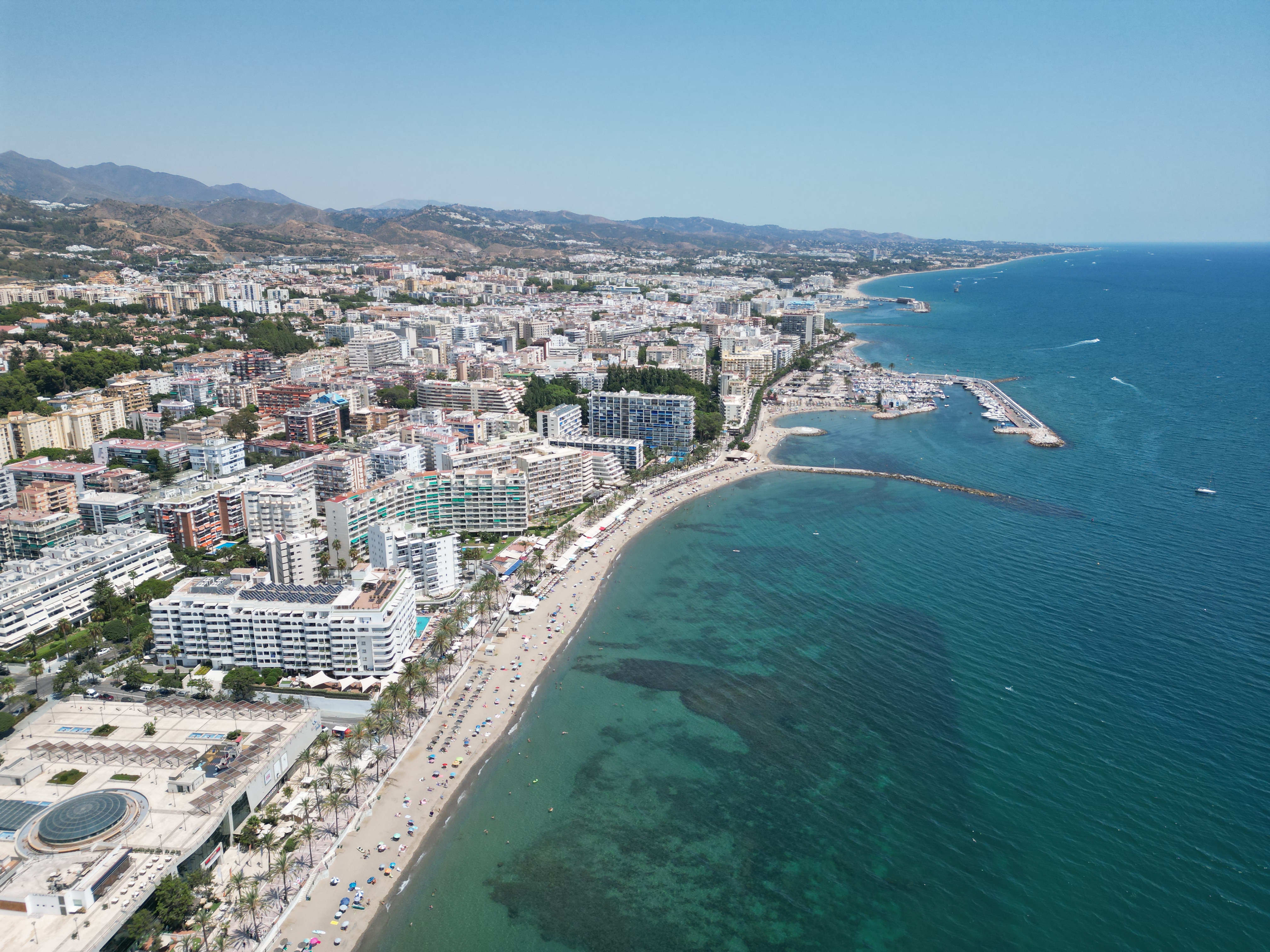 Operador de dron marbella cineasta real estate costa del sol